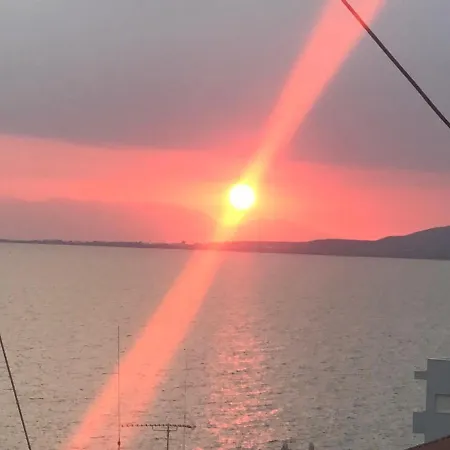 Villa Elena νεαπολη βοιών