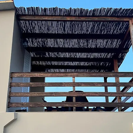 Elena νεαπολη βοιων