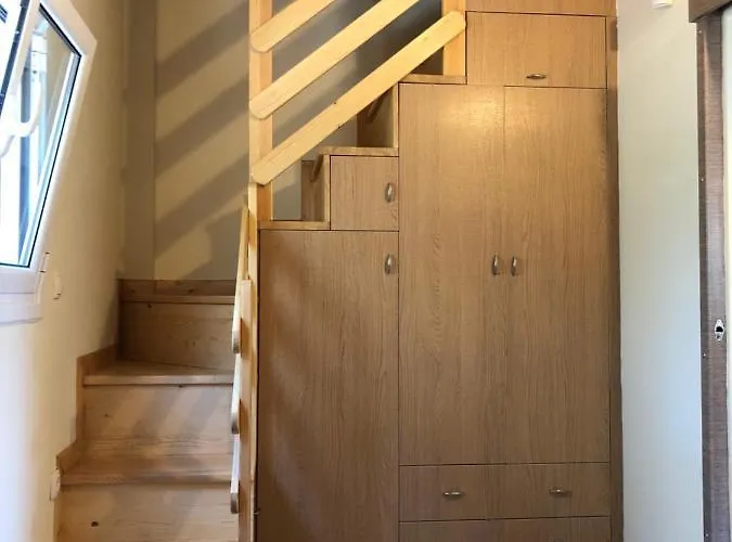 Elena νεαπολη βοιων *