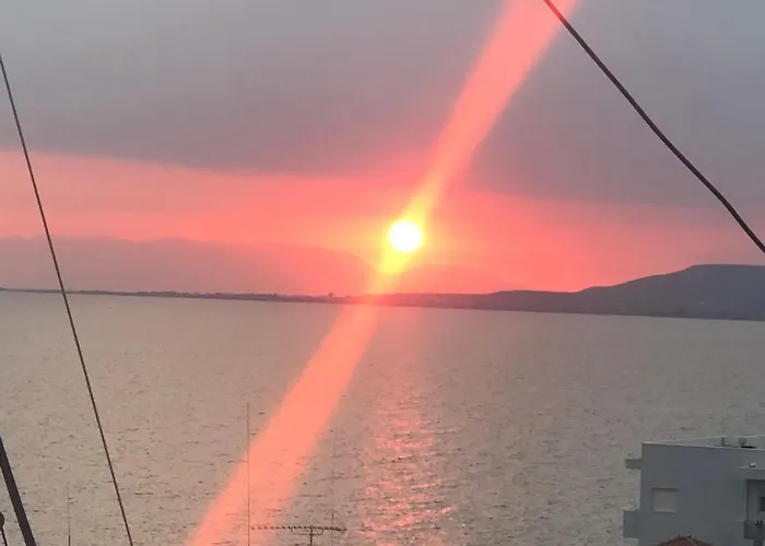 ヴィラ Elena νεαπολη βοιων