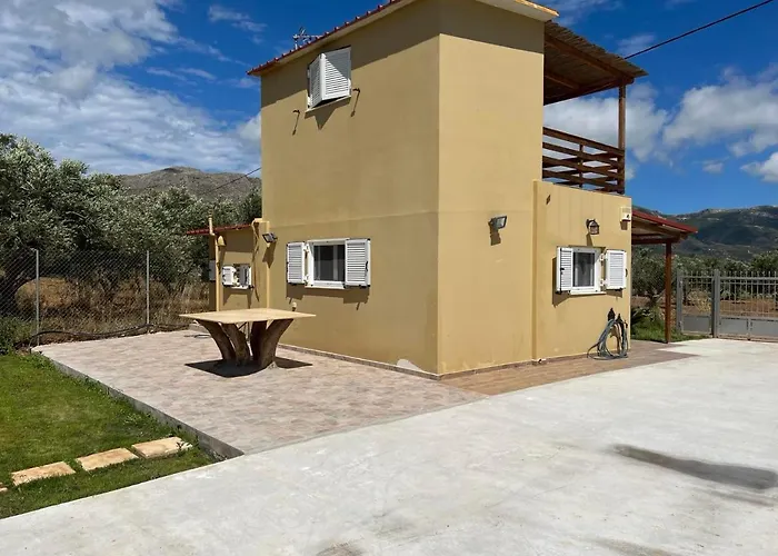 Elena νεαπολη βοιων Villa