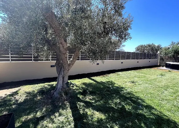 Elena νεαπολη βοιων ヴィラ Agii Apostoli (Monemvasia)