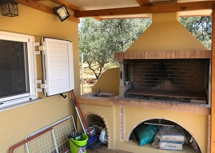 Elena νεαπολη βοιων ヴィラ